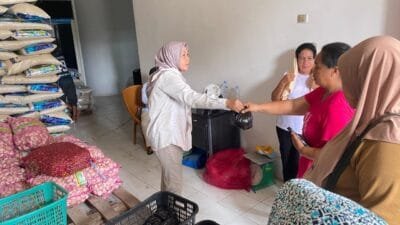 Nurjaya Ringankan Beban Masyarakat Kota Ternate Jelang Ramadan 