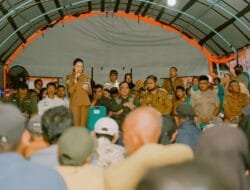 Sherly Kunjungi Posko Banjir di Halsel